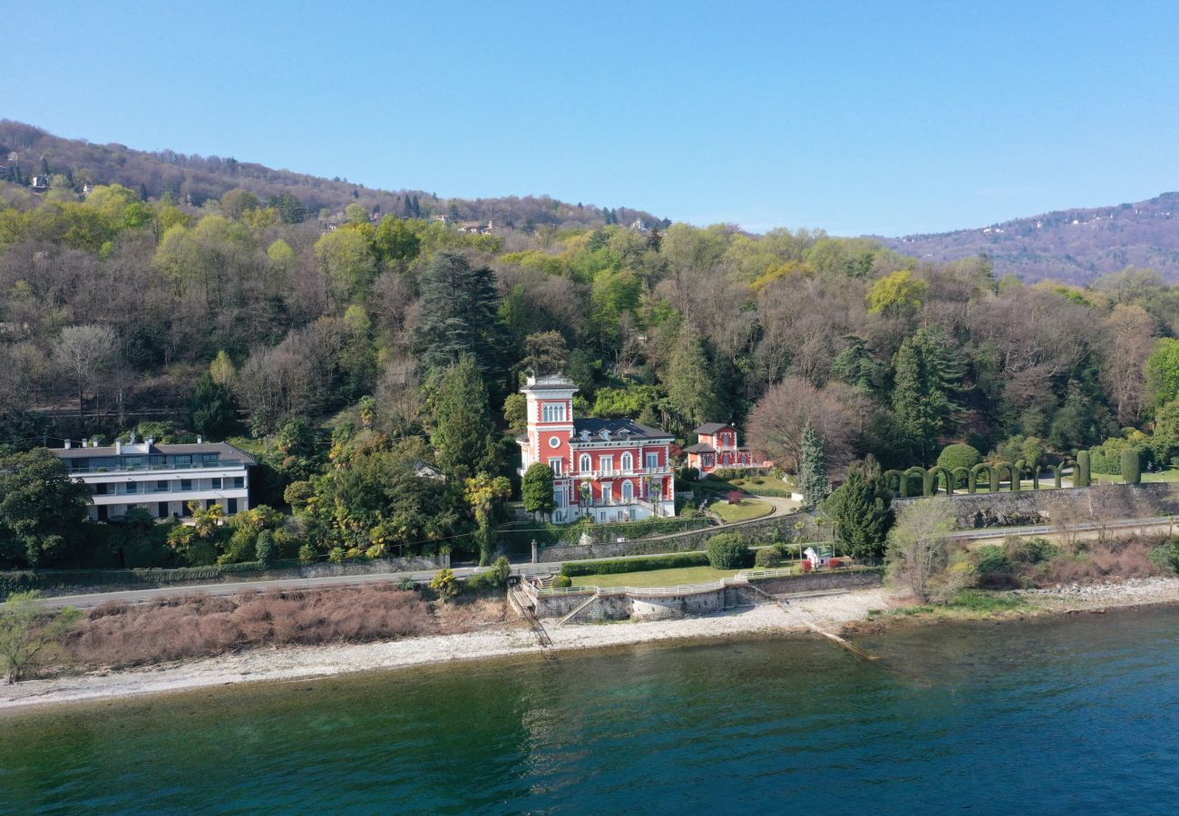 Appartamento a Stresa - Liberty apartment  with beach