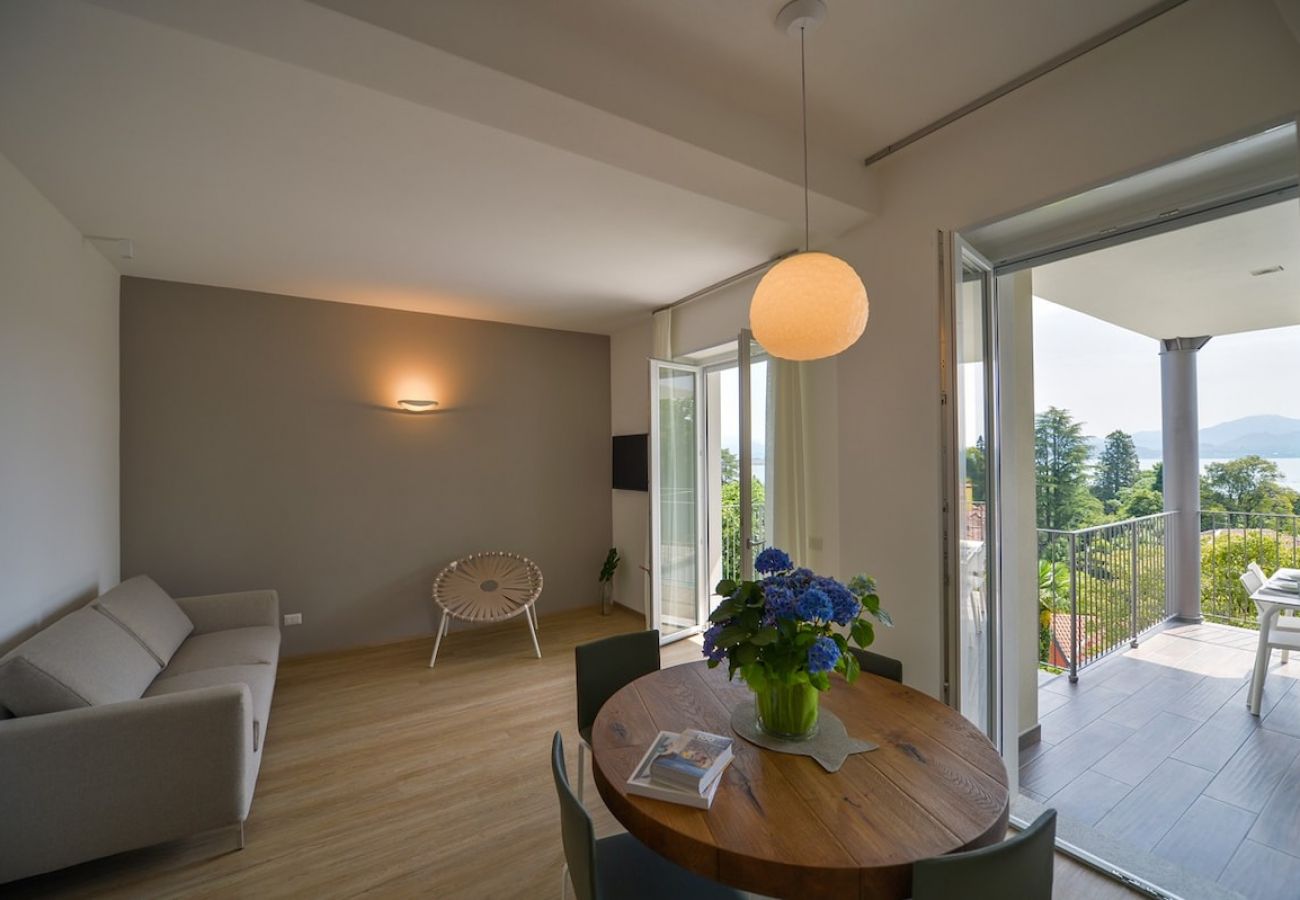 Ferienwohnung in Baveno - The View-Air:design apt. with lake view