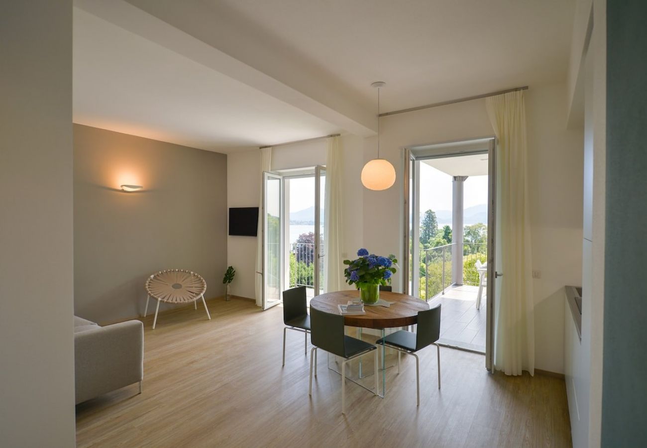 Ferienwohnung in Baveno - The View-Air:design apt. with lake view