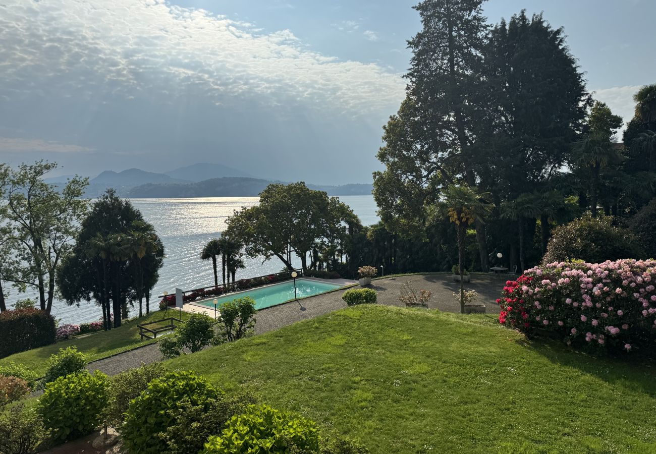 Ferienwohnung in Stresa - Marta Apartment with lake view in Stresa