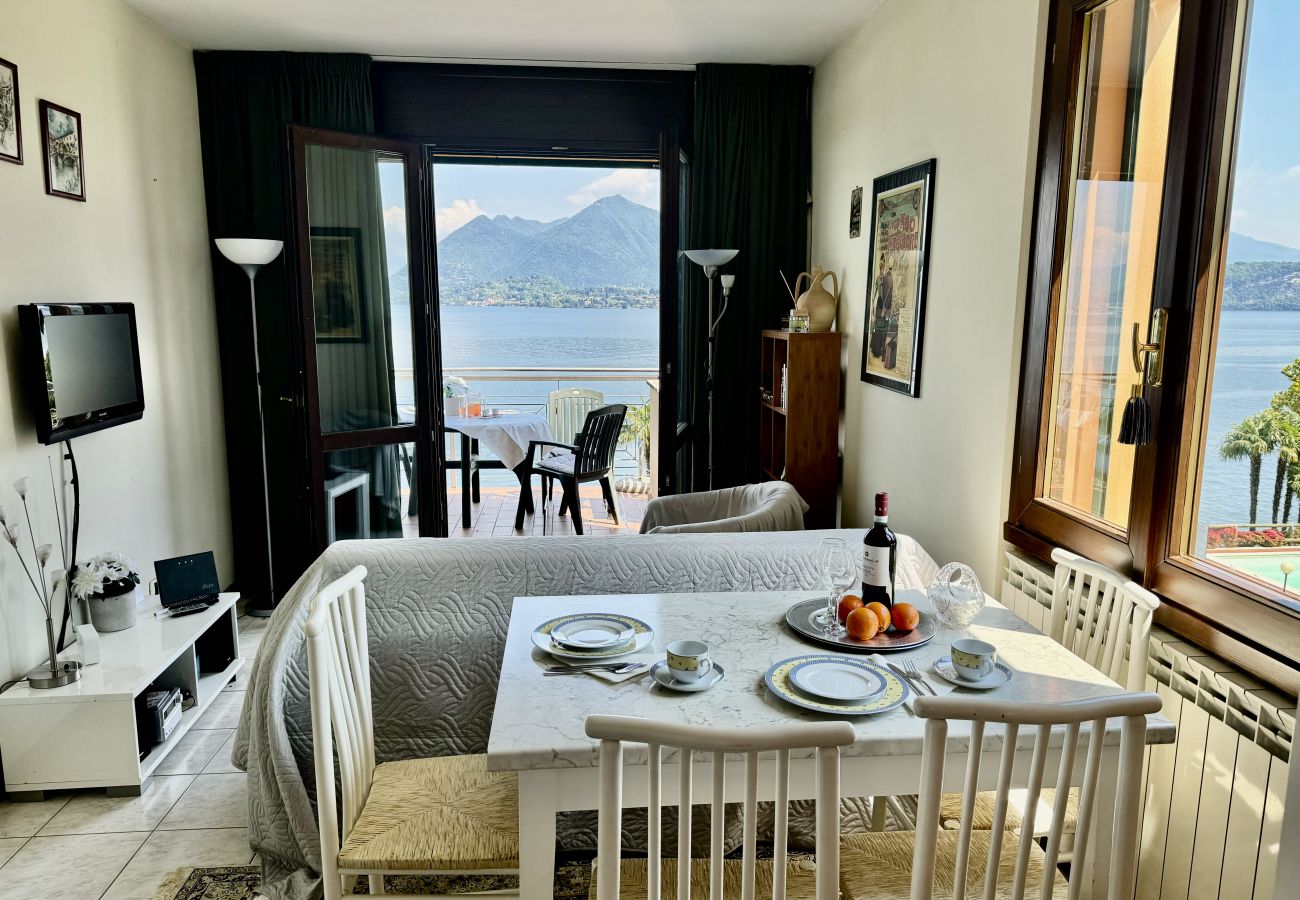 Ferienwohnung in Stresa - Marta Apartment with lake view in Stresa