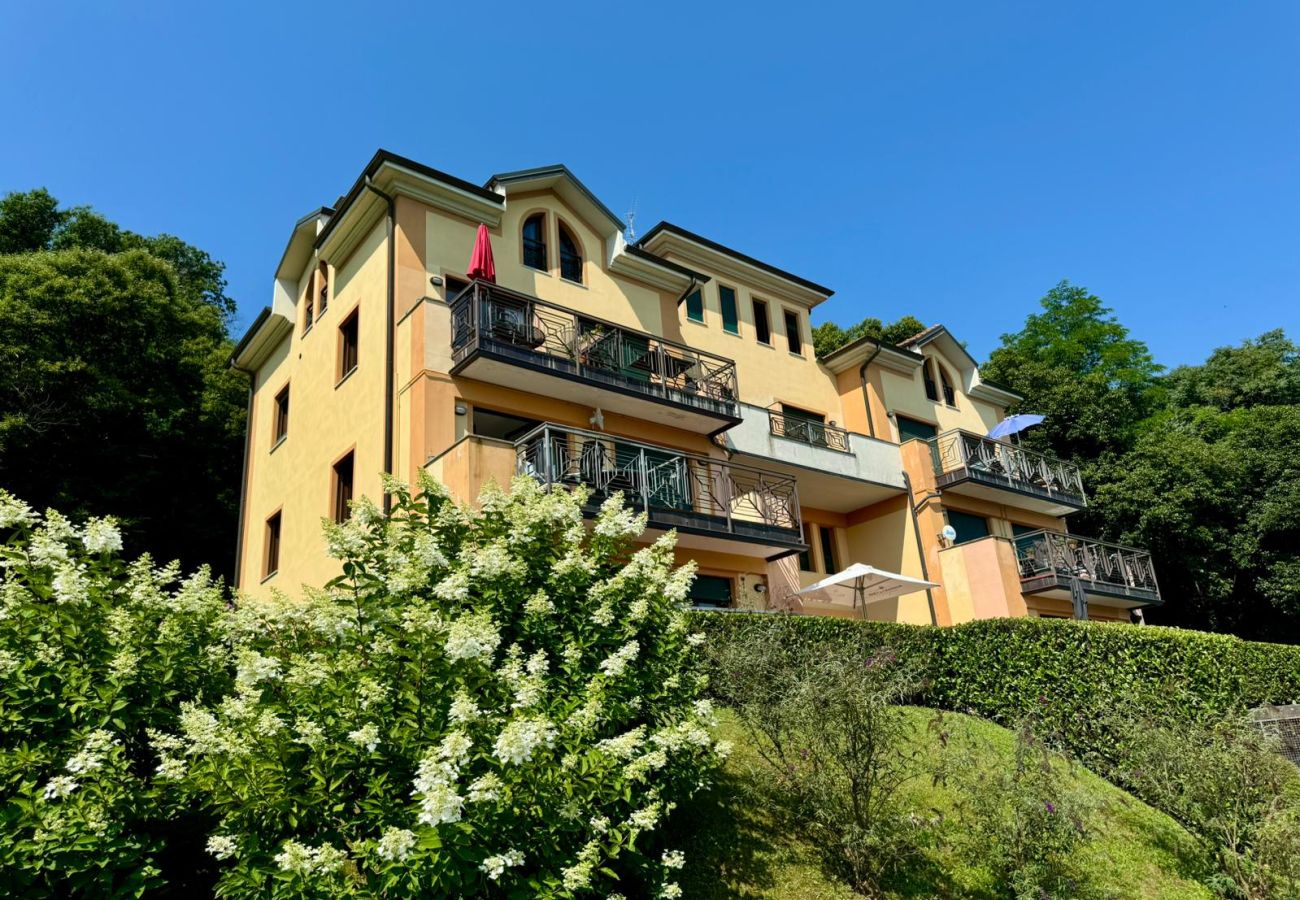 Ferienwohnung in Stresa - Lago Bello Apartament with lake view